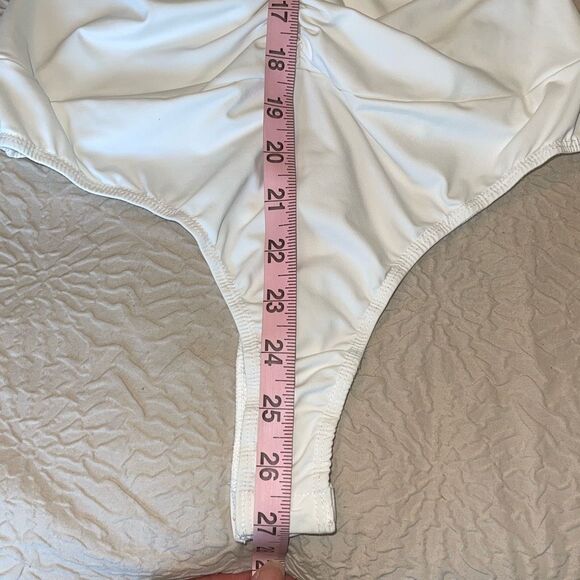 Lulus Womens V-Neck Ruched Stretch Long‎ Sleeve Bodysuit White Medium - Picture 7 of 7